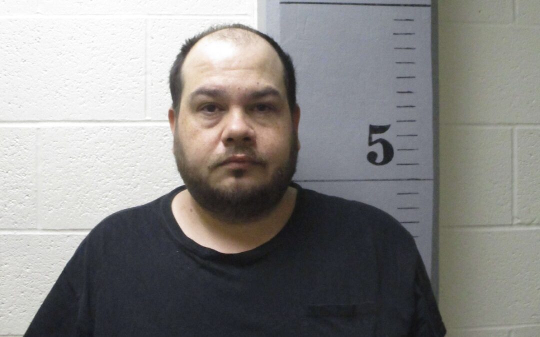 Man who was living with missing teen Alicia Navarro sentenced in child sex abuse case