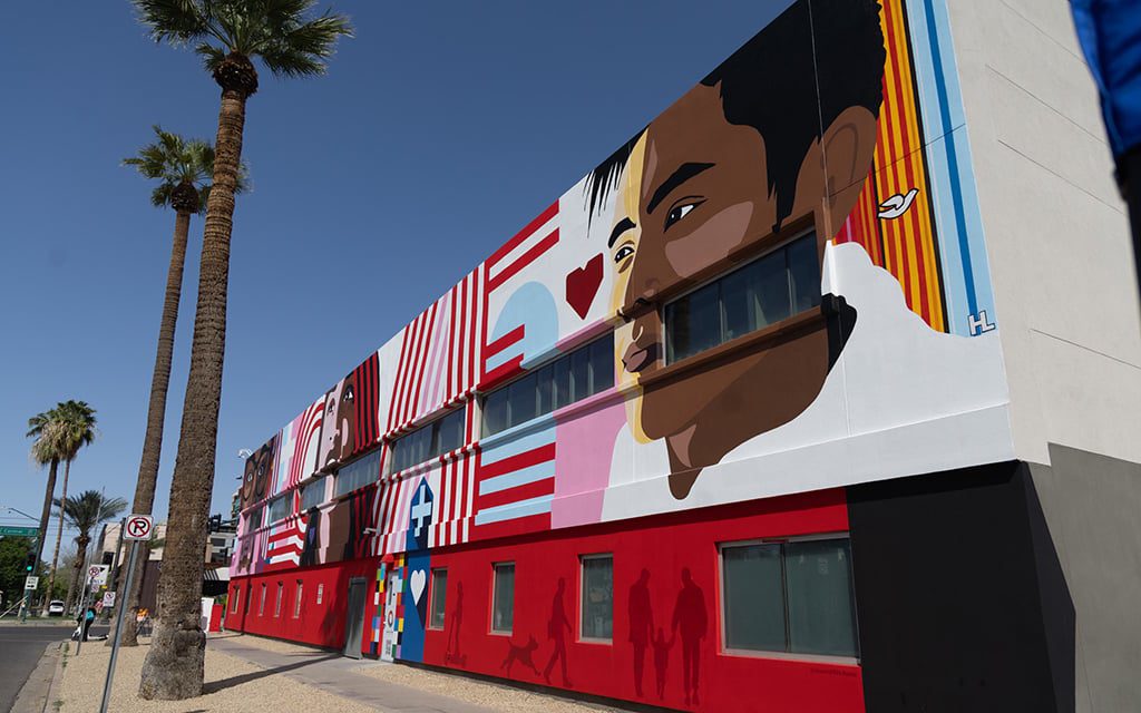 mural promoting HIV awareness